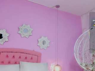 arianavalbuena Live Webcam on CamSoda