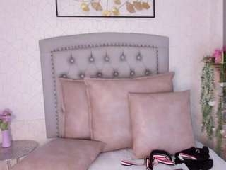 arianavalbuena Live Webcam on CamSoda