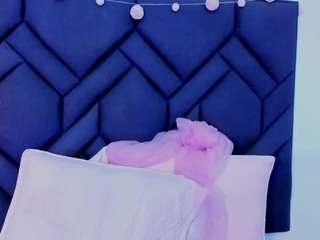  arianavalbuena chat room