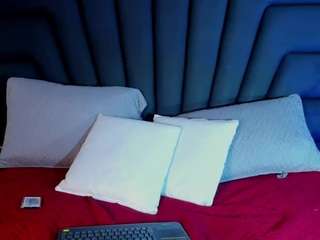 arianavalbuena Live Webcam on CamSoda