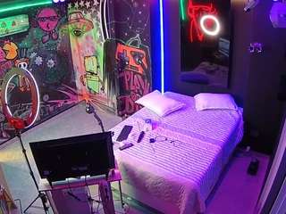 voyeurcam-casa-salsa-disturbed Best Adult Cam camsoda