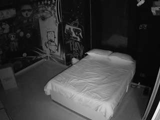 Adult Cam camsoda voyeurcam-casa-salsa-disturbed