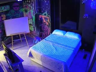 Sexo Adu camsoda voyeurcam-casa-salsa-disturbed