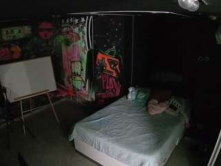 voyeurcam-casa-salsa-disturbed