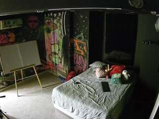voyeurcam-casa-salsa-disturbed