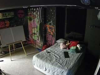 voyeurcam-casa-salsa-disturbed