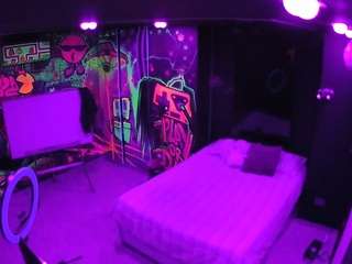 voyeurcam-casa-salsa-disturbed