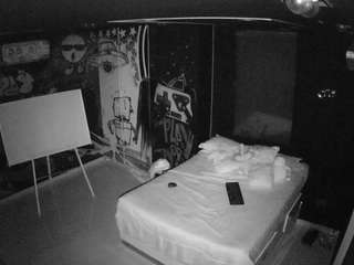voyeurcam-casa-salsa-disturbed