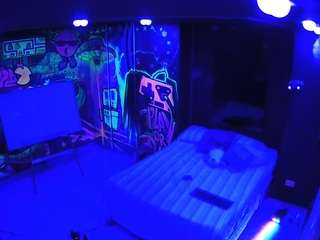 voyeurcam-casa-salsa-disturbed