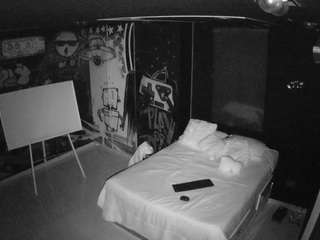 voyeurcam-casa-salsa-disturbed