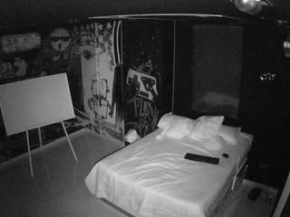 voyeurcam-casa-salsa-disturbed