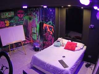 voyeurcam-casa-salsa-disturbed