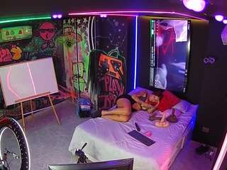 voyeurcam-casa-salsa-disturbed
