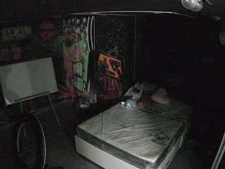 voyeurcam-casa-salsa-disturbed