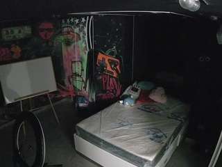 voyeurcam-casa-salsa-disturbed