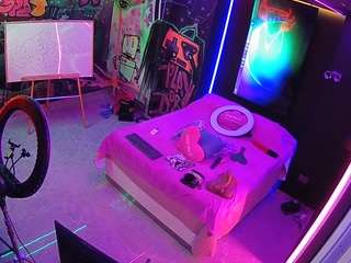 voyeurcam-casa-s... Live Webcam on CamSoda