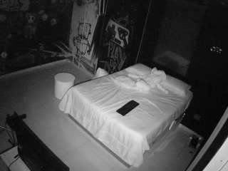 voyeurcam-casa-salsa-disturbed
