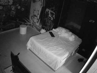 voyeurcam-casa-salsa-disturbed