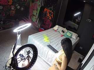 voyeurcam-casa-salsa-disturbed