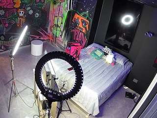 voyeurcam-casa-salsa-disturbed