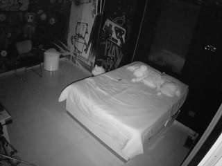 voyeurcam-casa-salsa-disturbed Live Webcam on CamSoda