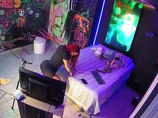 voyeurcam-casa-salsa-disturbed