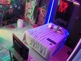 voyeurcam-casa-salsa-disturbed