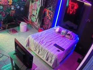 voyeurcam-casa-salsa-disturbed