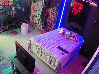 voyeurcam-casa-salsa-disturbed