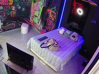 voyeurcam-casa-salsa-disturbed
