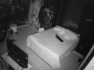 voyeurcam-casa-salsa-disturbed