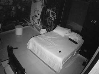 voyeurcam-casa-salsa-disturbed