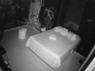 voyeurcam-casa-salsa-disturbed