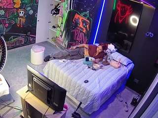 voyeurcam-casa-salsa-disturbed