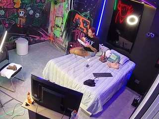 voyeurcam-casa-salsa-disturbed