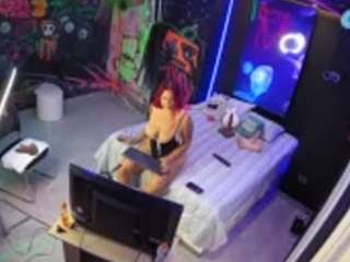 voyeurcam-casa-salsa-disturbed