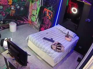 voyeurcam-casa-salsa-disturbed