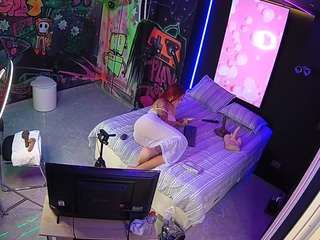 voyeurcam-casa-salsa-disturbed
