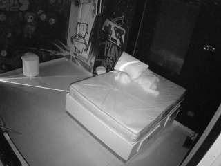 voyeurcam-casa-salsa-disturbed