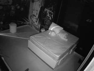 voyeurcam-casa-salsa-disturbed