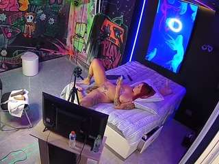 voyeurcam-casa-salsa-disturbed