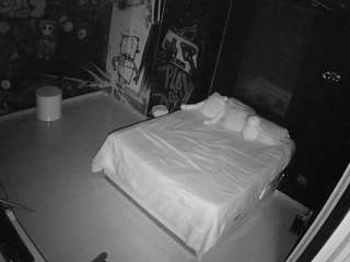 voyeurcam-casa-salsa-disturbed