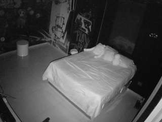 voyeurcam-casa-salsa-disturbed