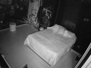voyeurcam-casa-salsa-disturbed