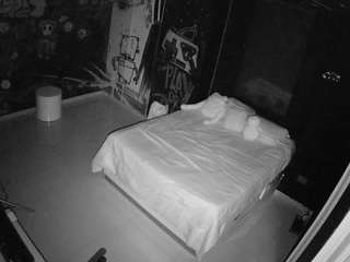 voyeurcam-casa-salsa-disturbed