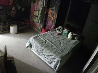 voyeurcam-casa-salsa-disturbed