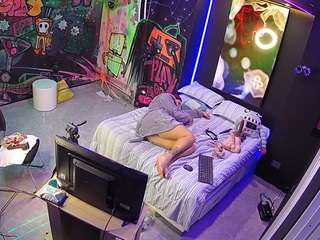voyeurcam-casa-salsa-disturbed