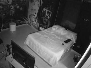 voyeurcam-casa-salsa-disturbed