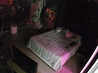 voyeurcam-casa-salsa-disturbed