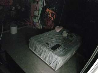 voyeurcam-casa-salsa-disturbed